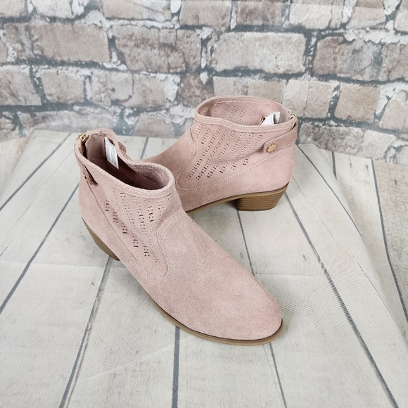 Denver Hayes Pink Suede Leather Ankle Bootie Perforated Almond Toe Size 9 - Picture 8 of 15